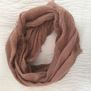 Mauve Infiniti Scarf